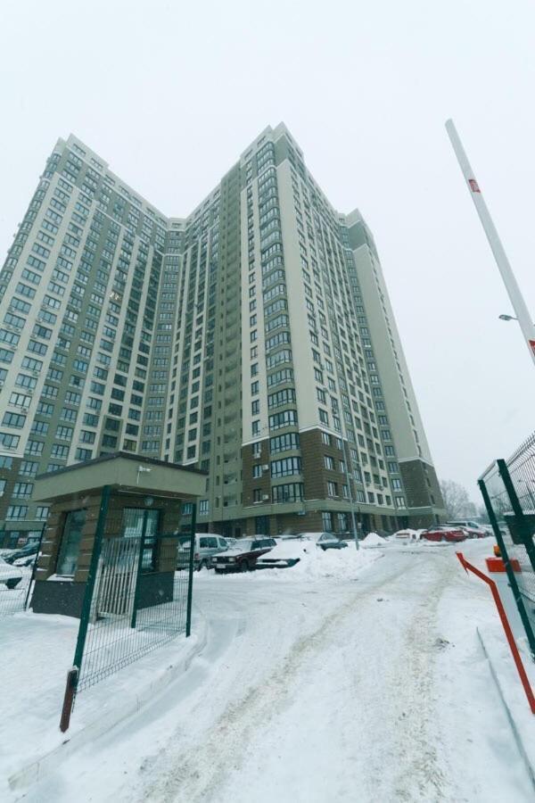Апартаменти Метро Вирлиця Kiev Buitenkant foto