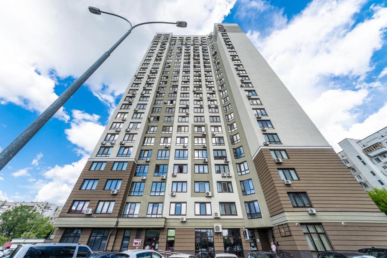 Апартаменти Метро Вирлиця Kiev Buitenkant foto